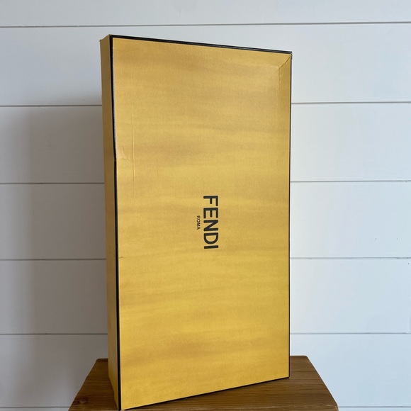 Fendi Black and Brown Over the Knee Boots - Picture 6 of 7